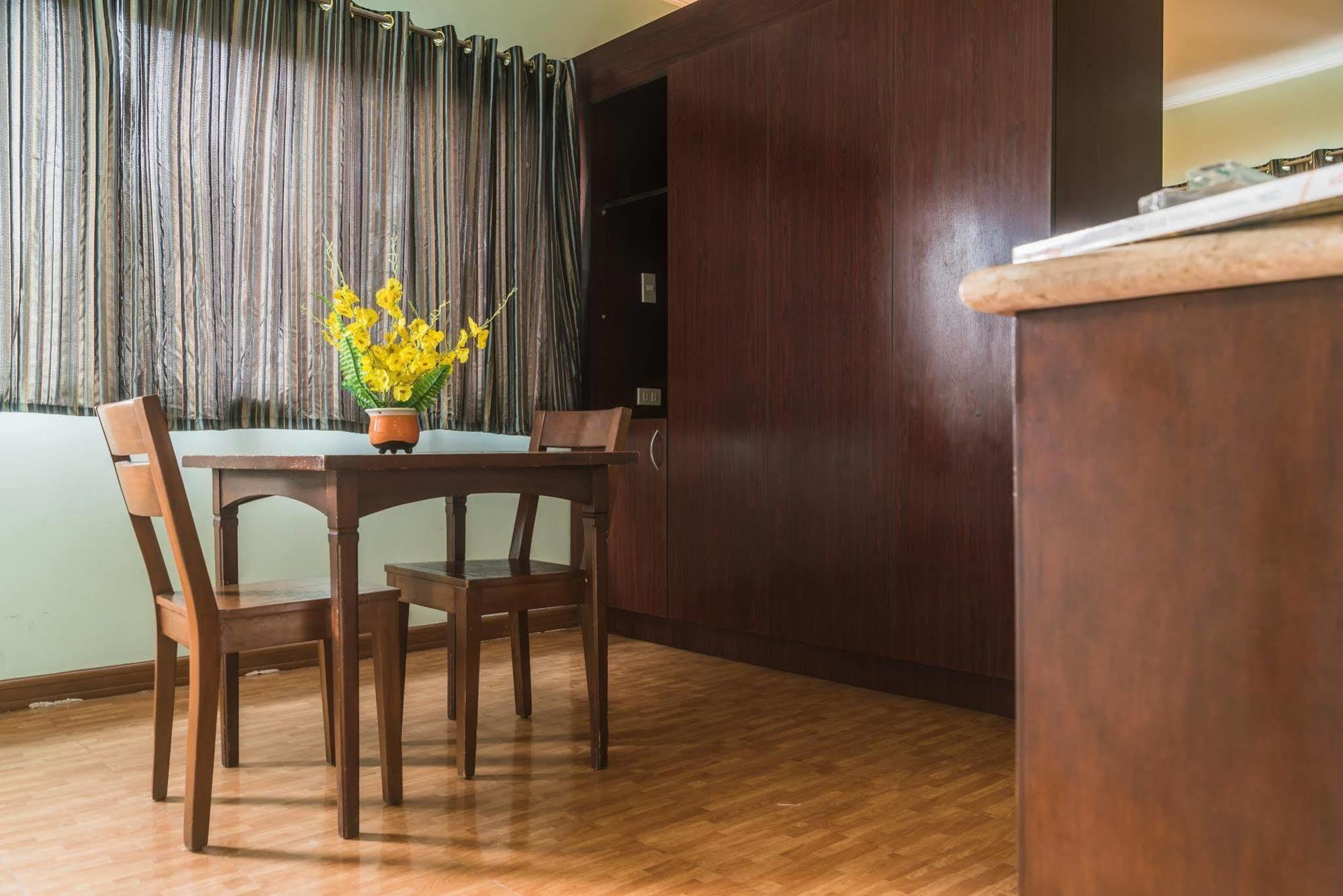 Oftana Suites Mandaue City Zewnętrze zdjęcie