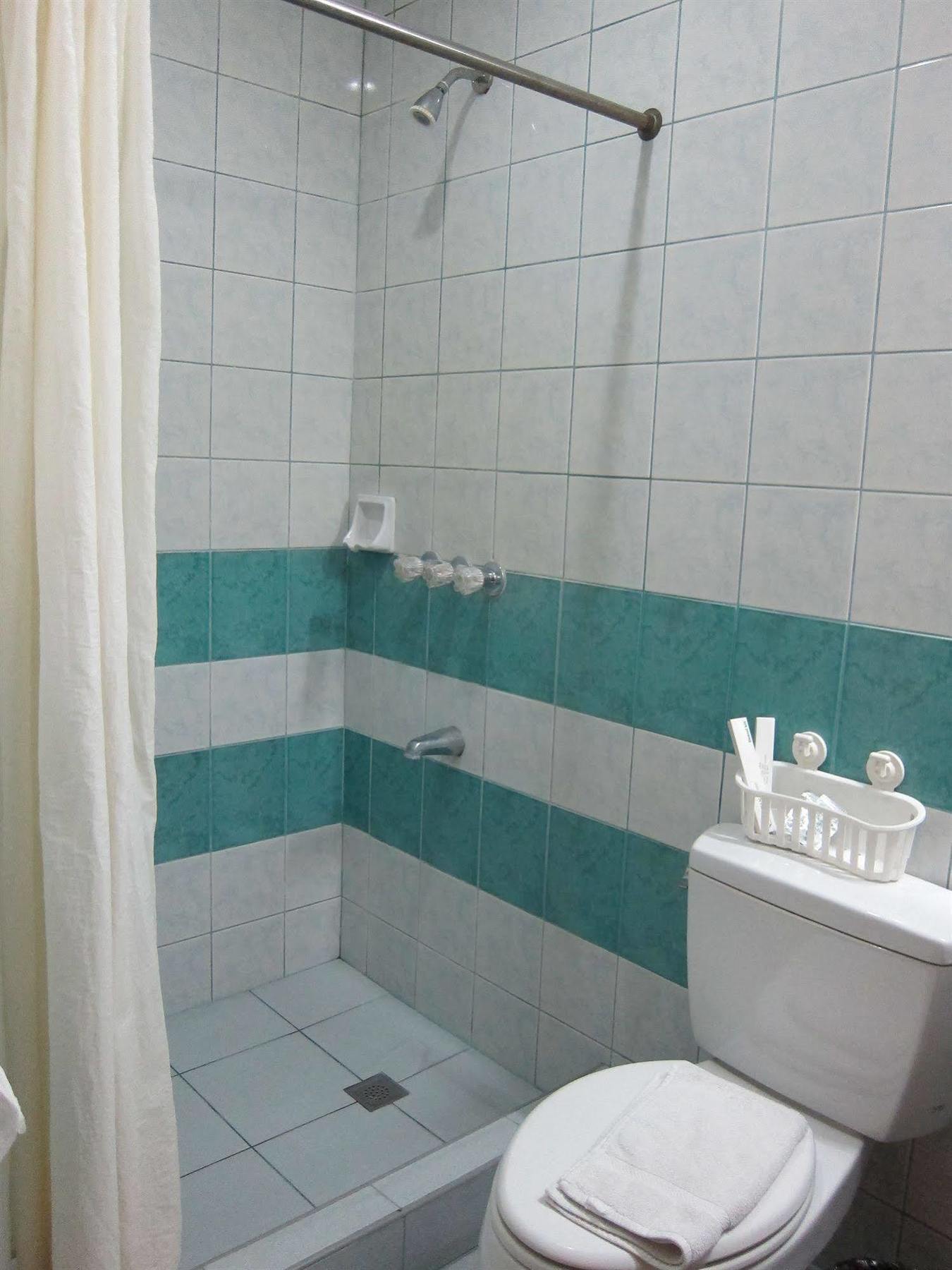 Oftana Suites Mandaue City Zewnętrze zdjęcie