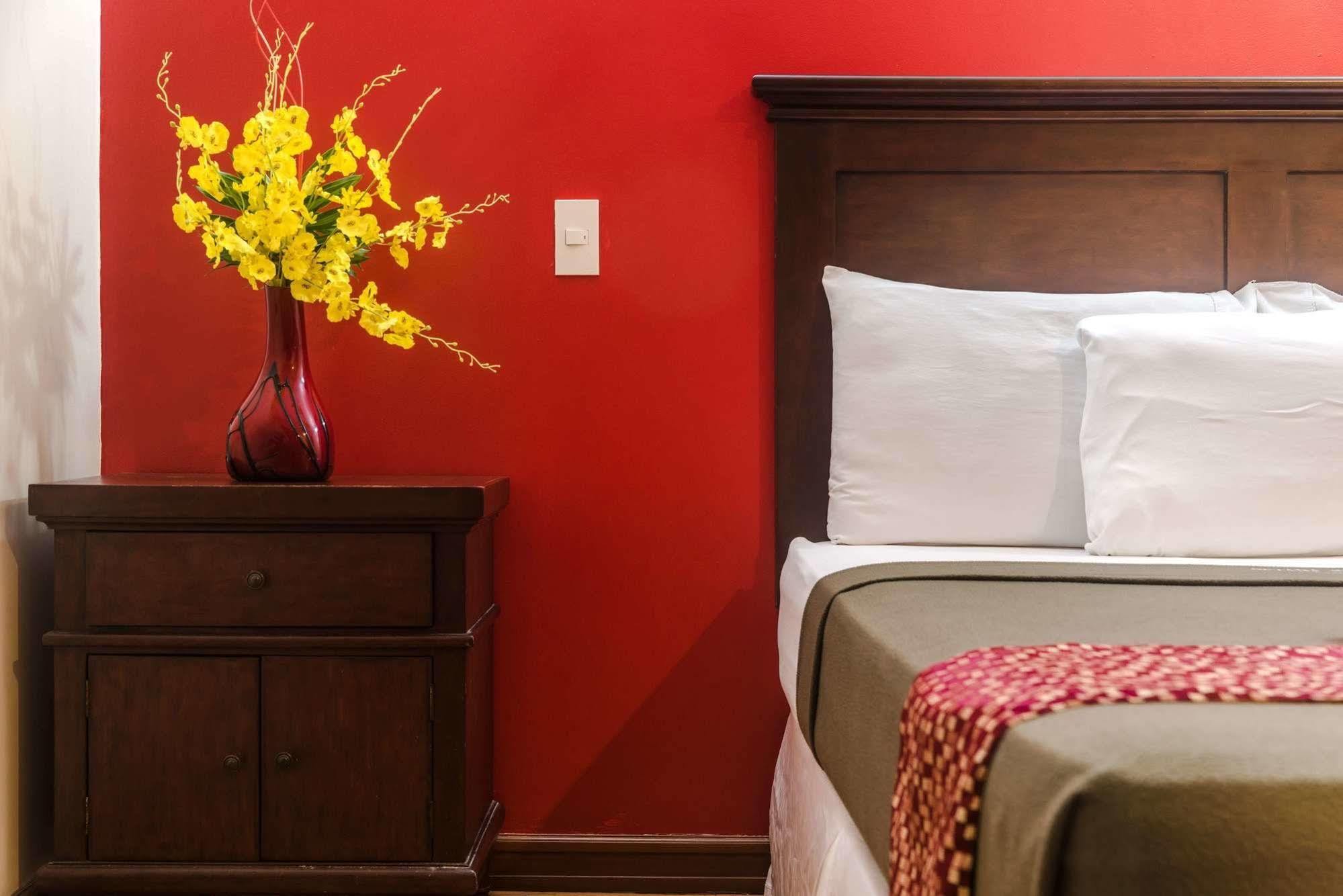 Oftana Suites Mandaue City Zewnętrze zdjęcie