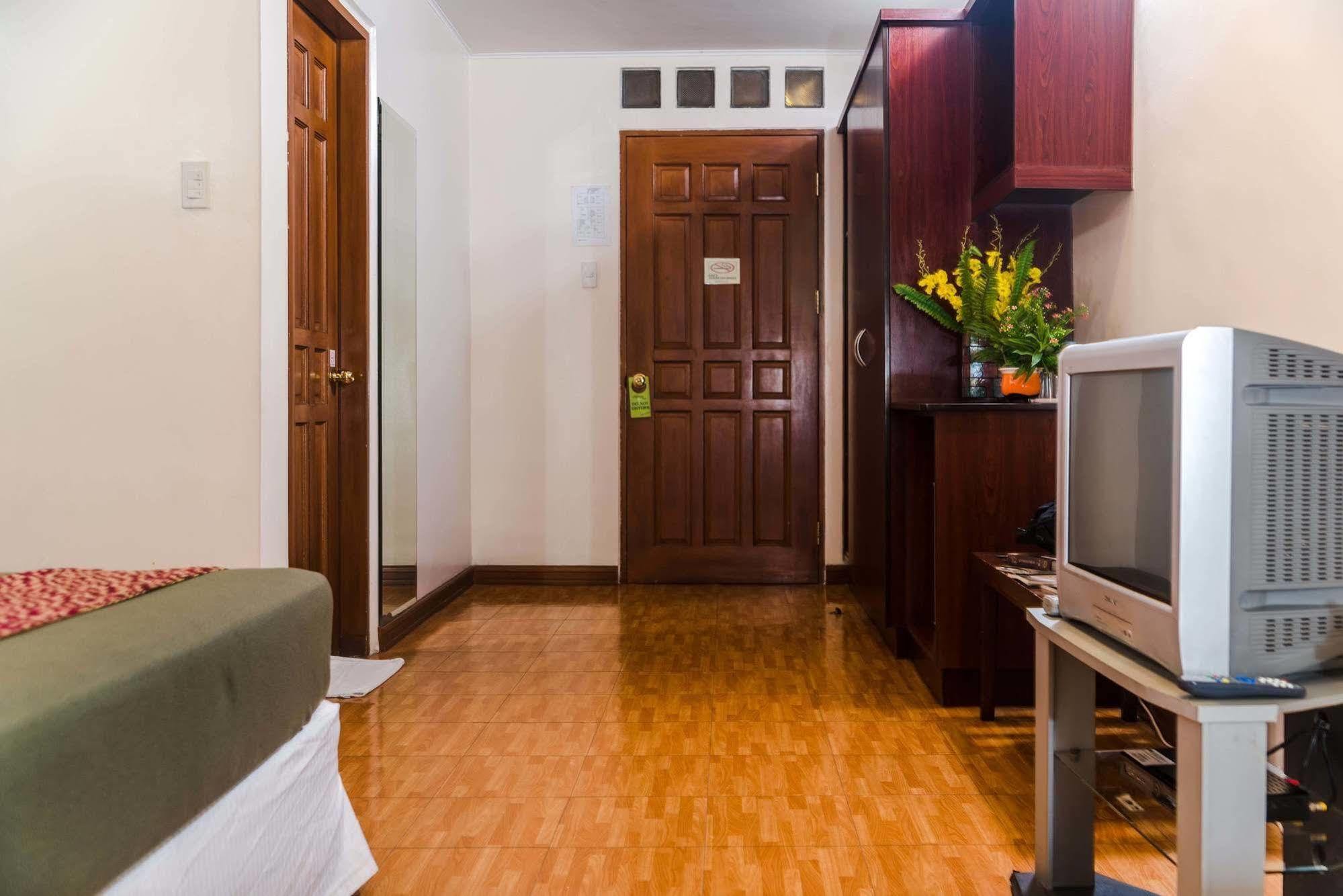 Oftana Suites Mandaue City Zewnętrze zdjęcie