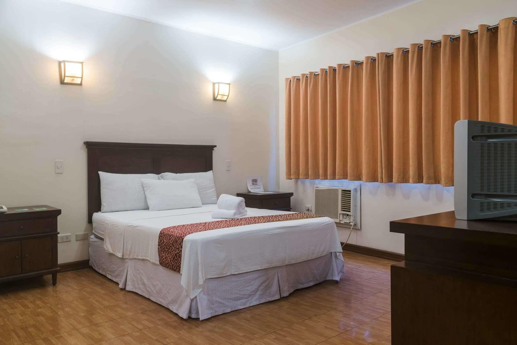 Oftana Suites Mandaue City Zewnętrze zdjęcie
