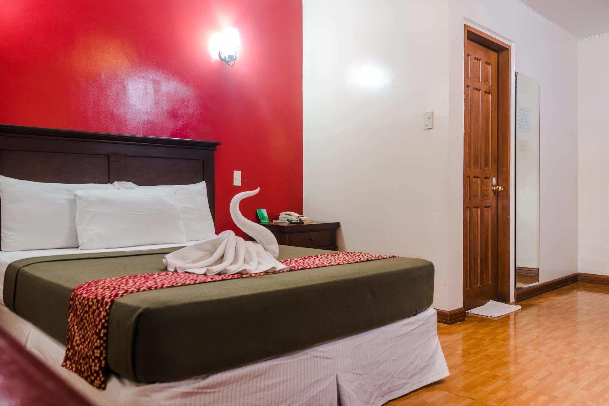 Oftana Suites Mandaue City Zewnętrze zdjęcie